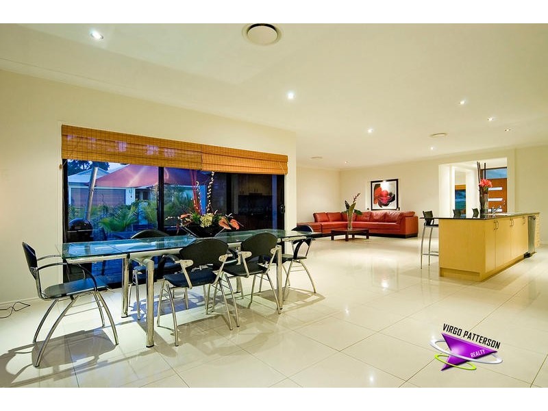 21 Slipstream Rd, Coomera Waters QLD 4209