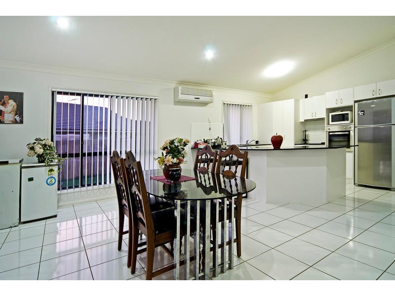 12 Moss Terrace, Pimpama QLD 4209