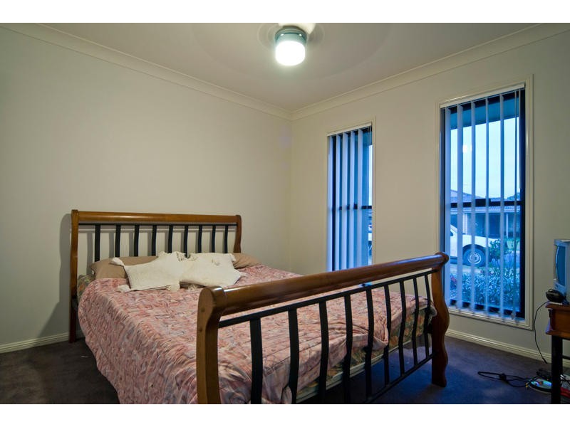 12 Moss Terrace, Pimpama QLD 4209