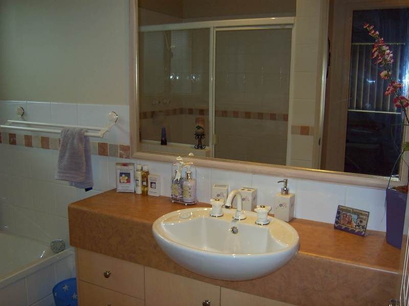 20 Riverheights Rd, Upper Coomera QLD 4209