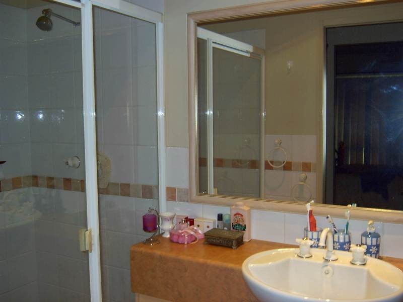 20 Riverheights Rd, Upper Coomera QLD 4209