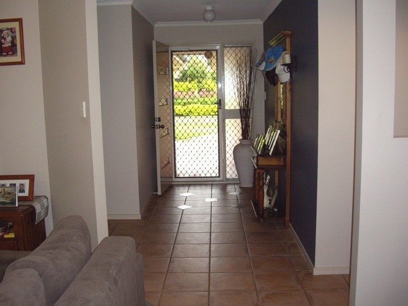 39 Howland Circuit, Pacific Pines QLD 4211