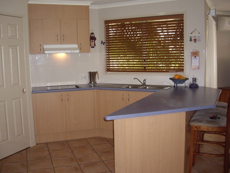 39 Howland Circuit, Pacific Pines QLD 4211