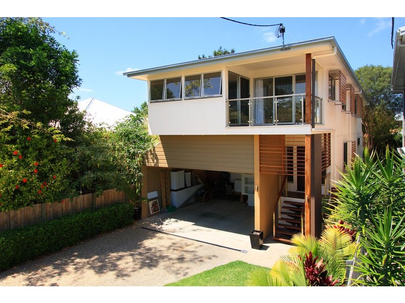 108 Barton Road, Hawthorne QLD 4171