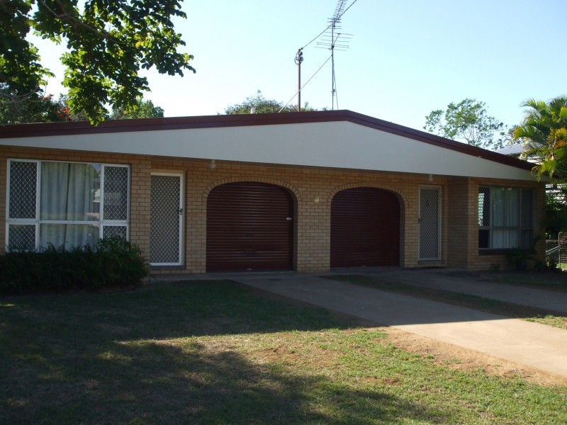 Park Avenue QLD 4701