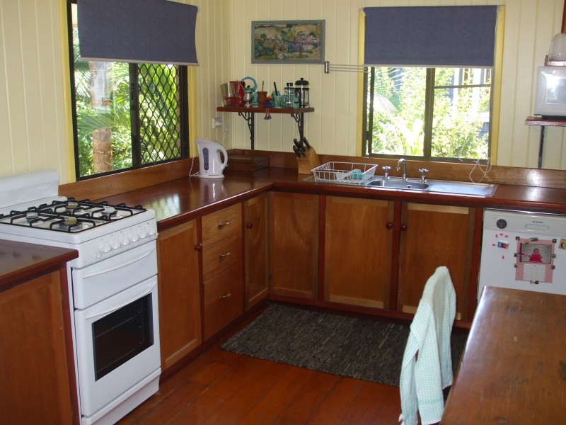 Wandal QLD 4700