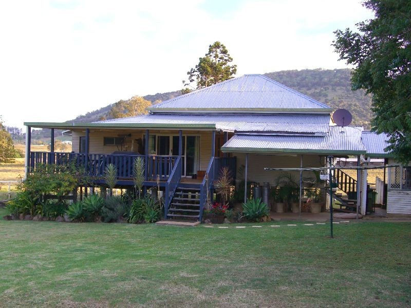 Goomboorian QLD 4570