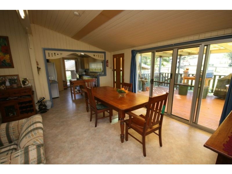 Goomboorian QLD 4570