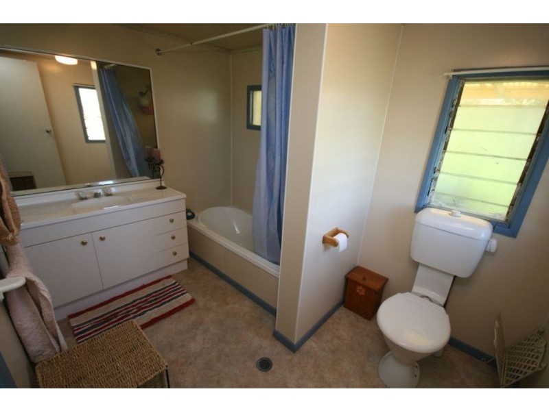 Goomboorian QLD 4570