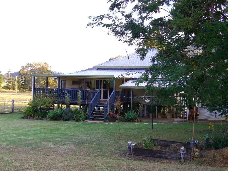 Goomboorian QLD 4570