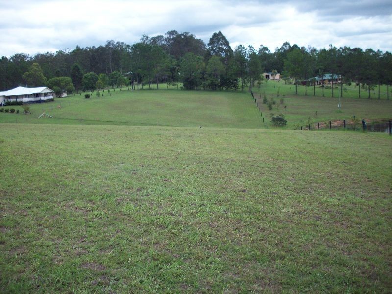 Veteran QLD 4570