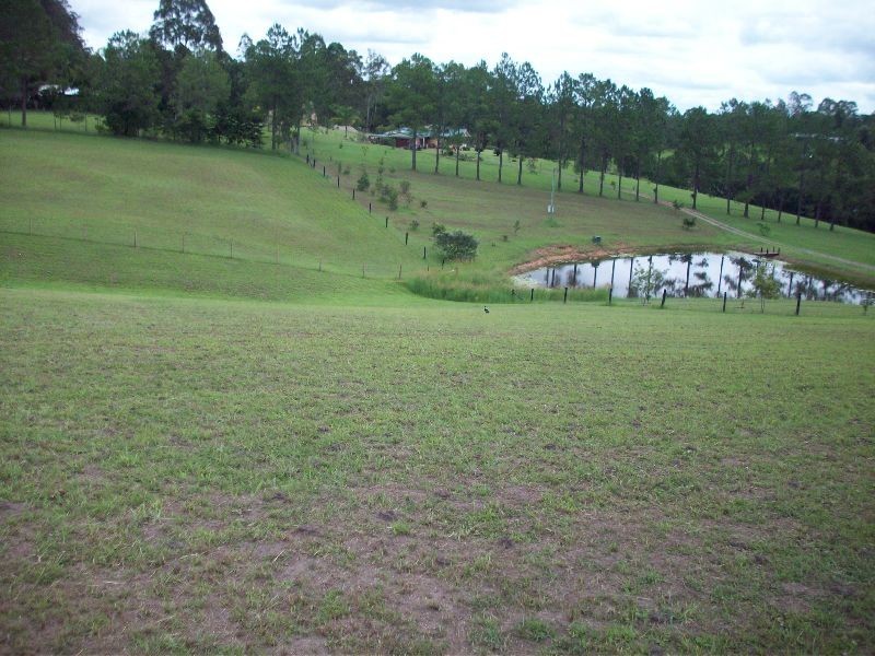Veteran QLD 4570