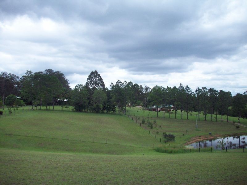 Veteran QLD 4570