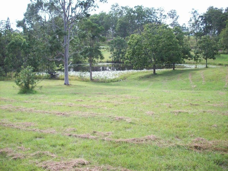 Araluen QLD 4570