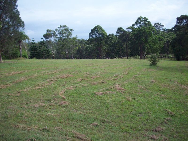 Araluen QLD 4570