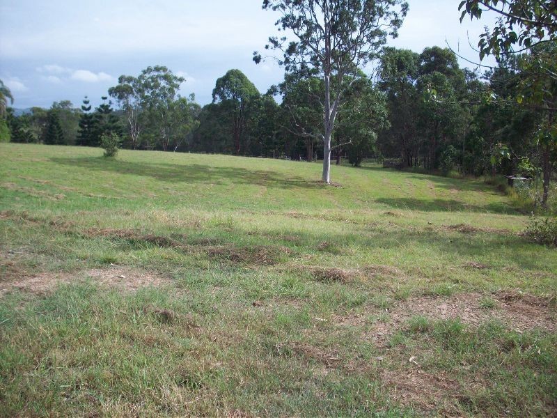 Araluen QLD 4570