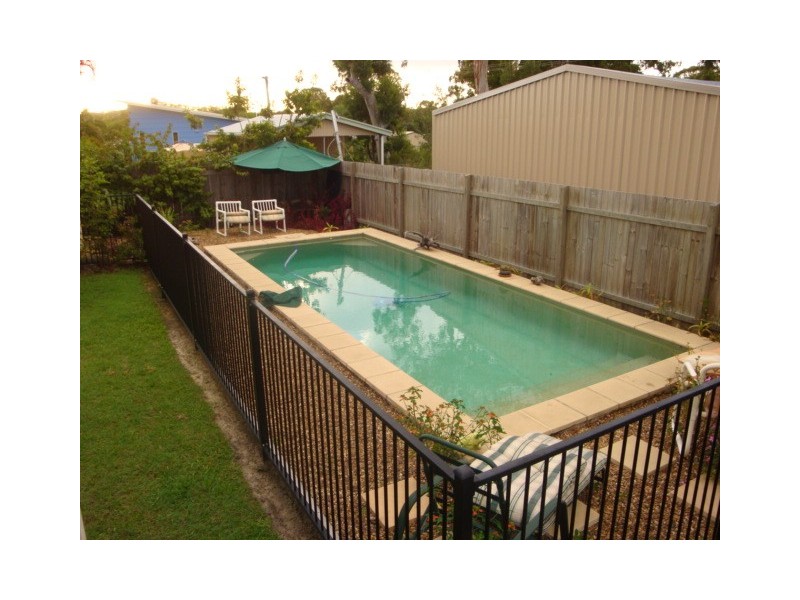 176 Queen Elizabeth Drive, Cooloola Cove QLD 4580