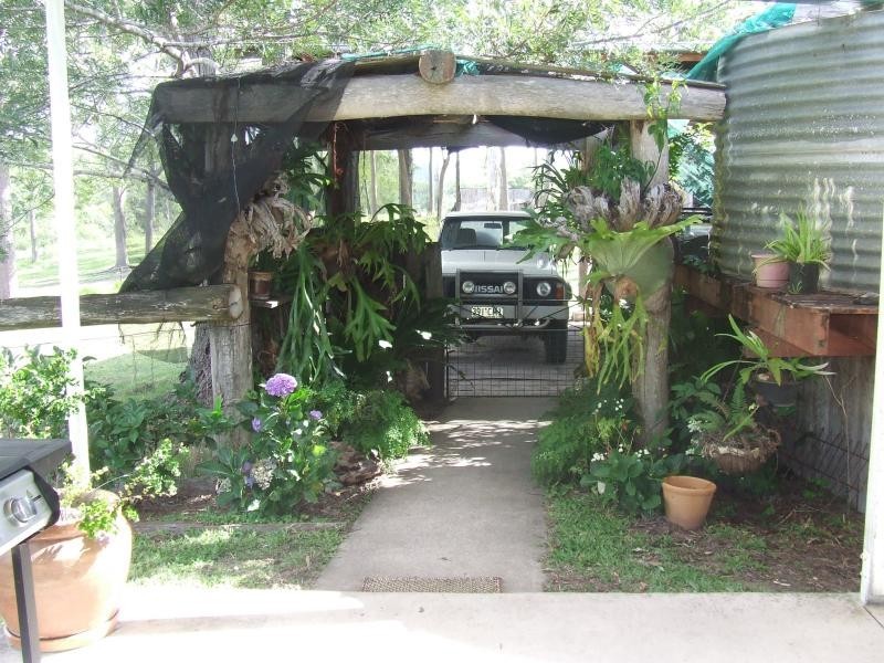 Goomboorian QLD 4570