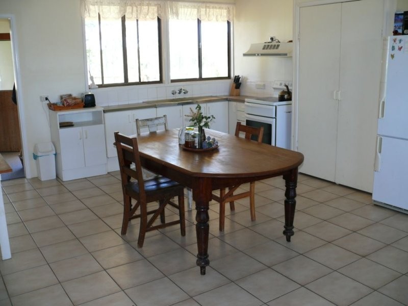 Goomboorian QLD 4570