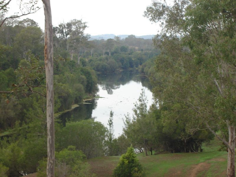 Bells Bridge QLD 4570