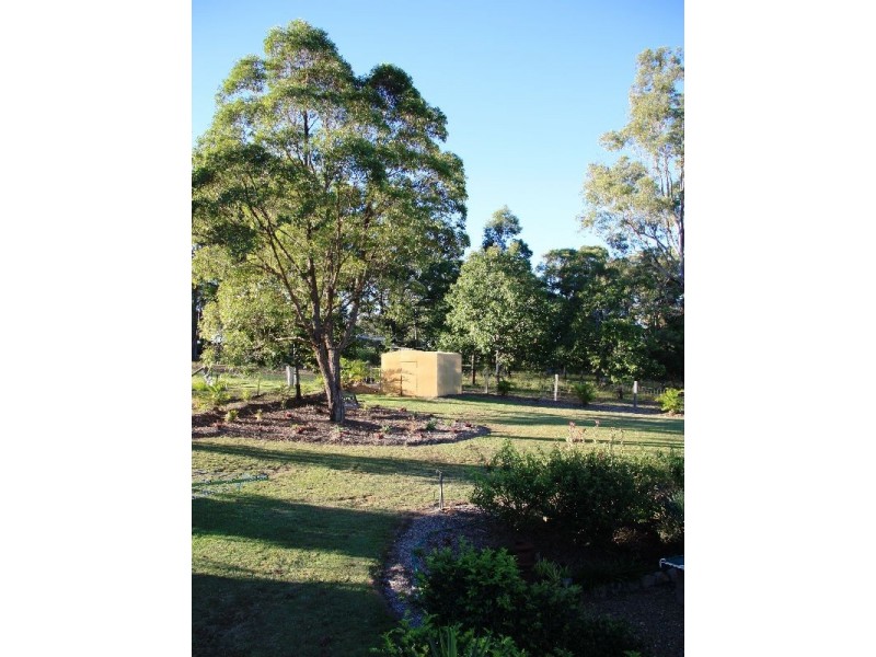 Araluen QLD 4570