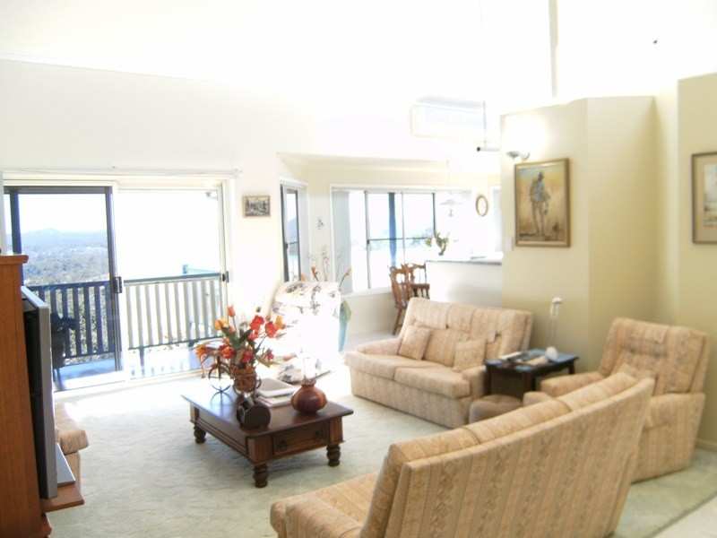 Pinbarren QLD 4568