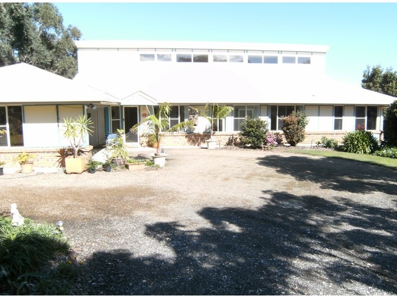 Pinbarren QLD 4568