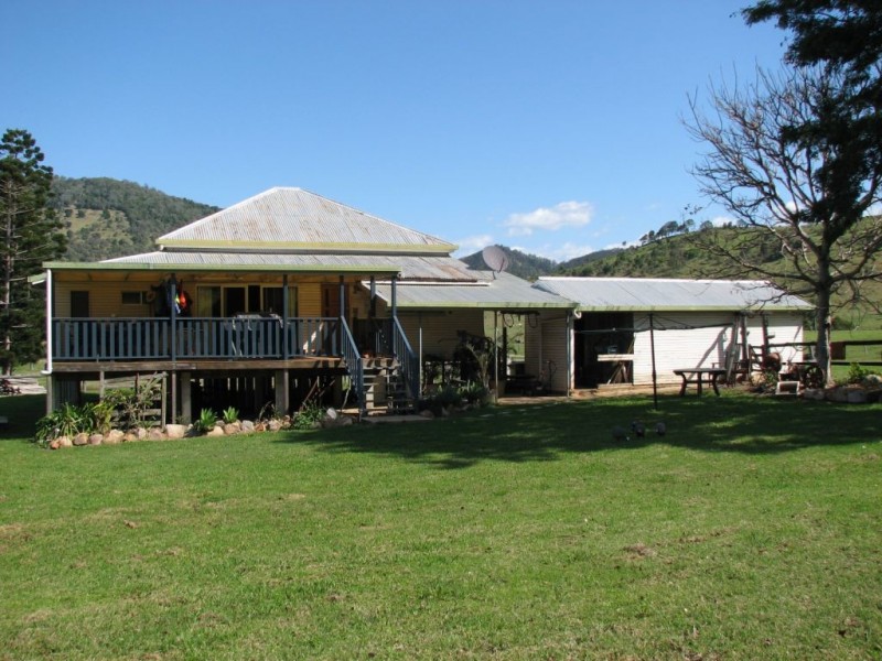 Goomboorian QLD 4570