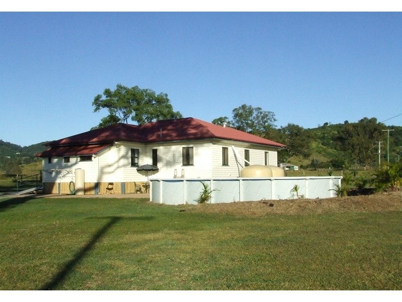 Goomboorian QLD 4570
