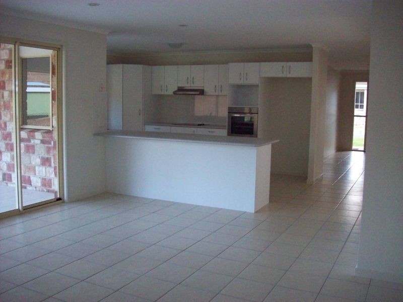 Victory Heights QLD 4570