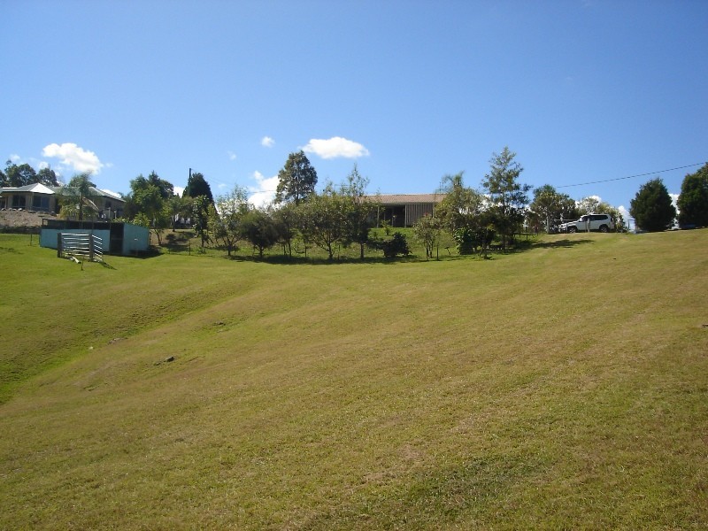 Mothar Mountain QLD 4570