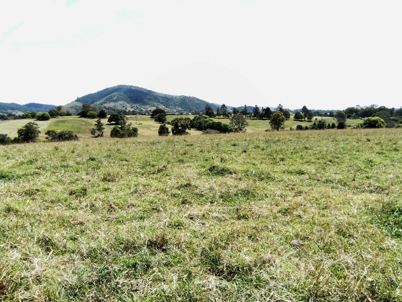 Goomboorian QLD 4570