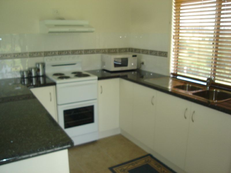 Canina QLD 4570