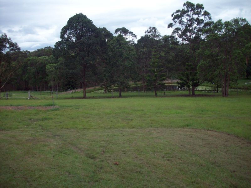 Araluen QLD 4570