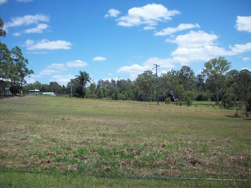Victory Heights QLD 4570