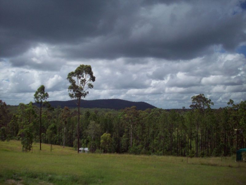 Glenwood QLD 4570