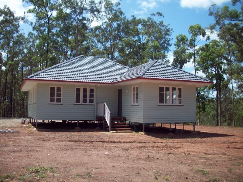 Glenwood QLD 4570
