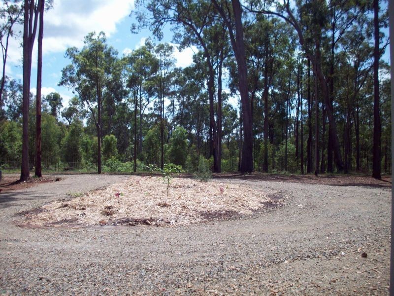 Glenwood QLD 4570