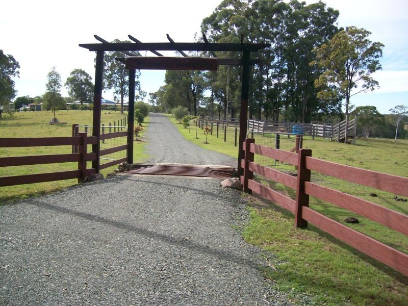 Goomboorian QLD 4570