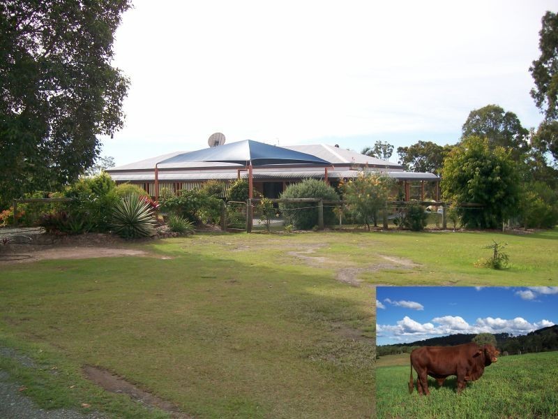 Goomboorian QLD 4570