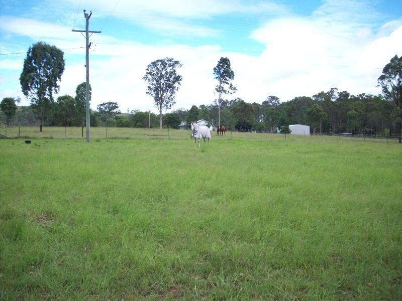 Sexton QLD 4570