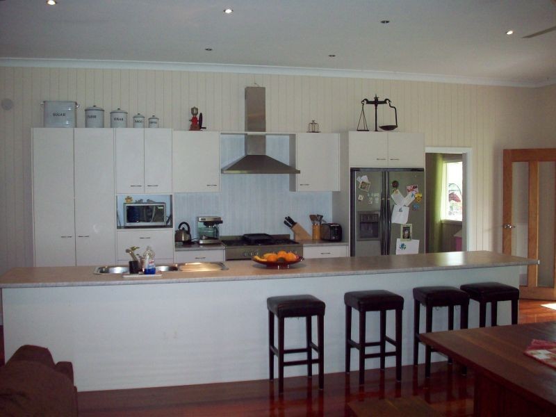 Mcintosh Creek QLD 4570