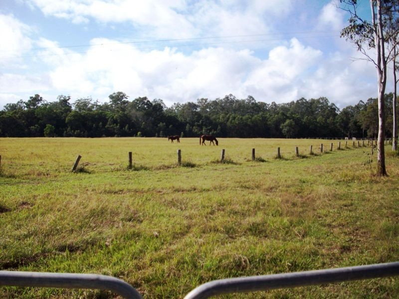 Tandur QLD 4570