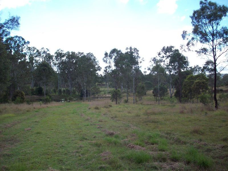 Bells Bridge QLD 4570