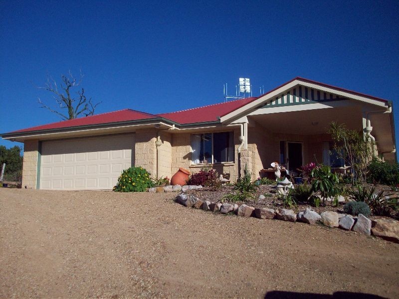 Bells Bridge QLD 4570