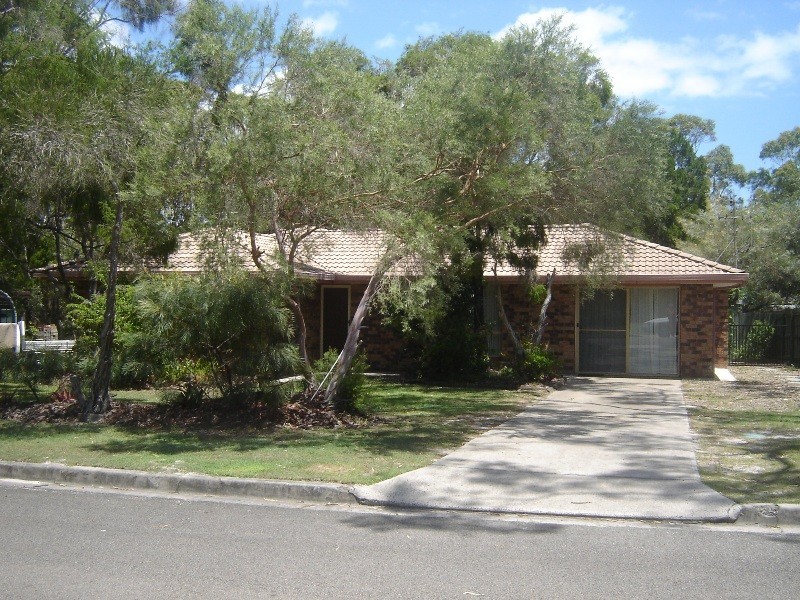 2 Rumbalara Avenue, Rainbow Beach QLD 4581