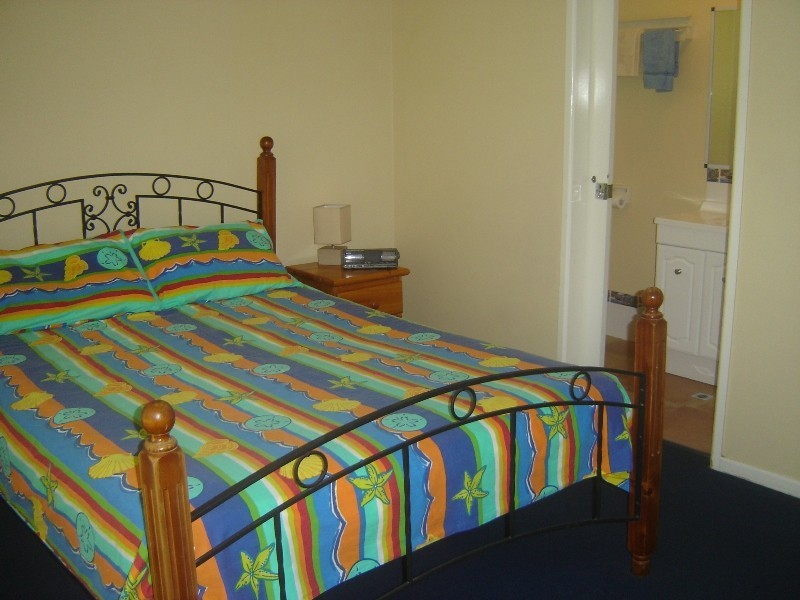 2 Rumbalara Avenue, Rainbow Beach QLD 4581