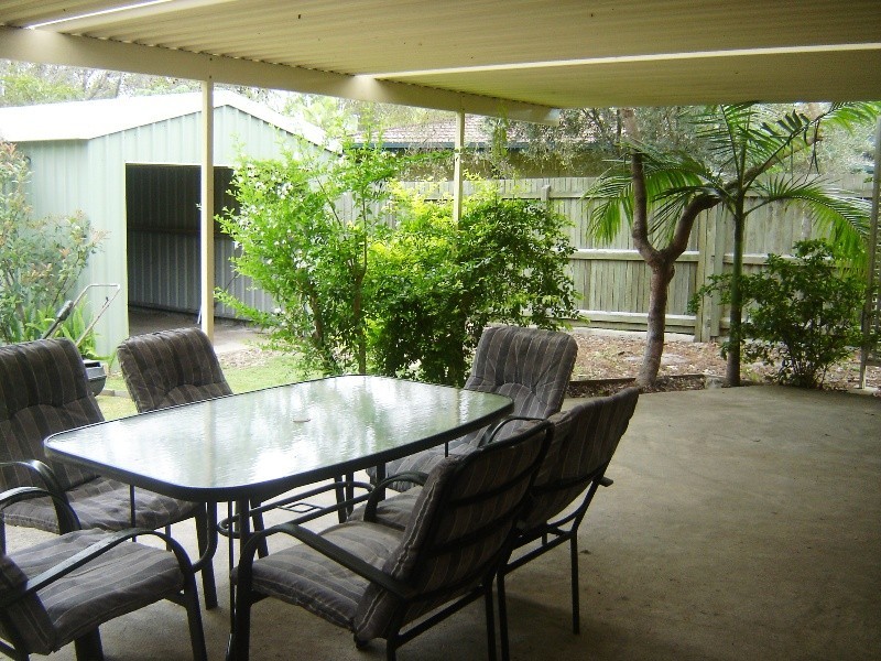 2 Rumbalara Avenue, Rainbow Beach QLD 4581