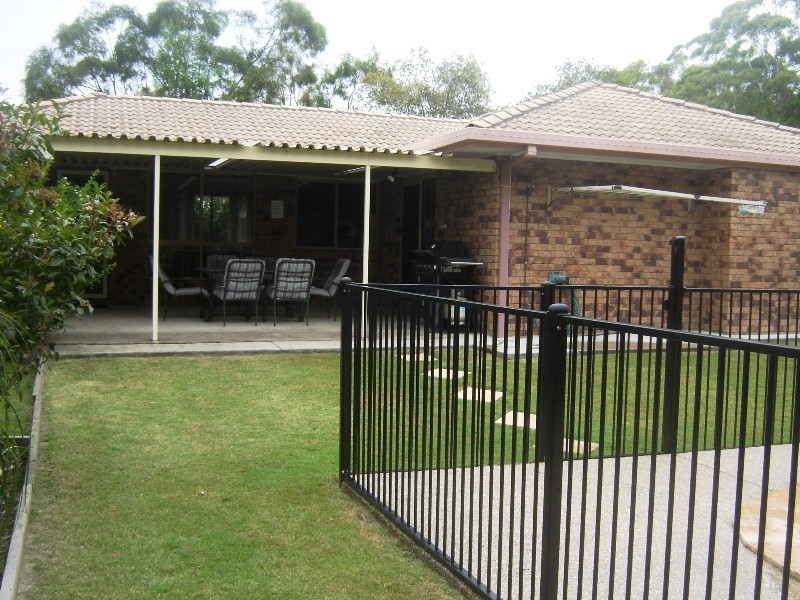 2 Rumbalara Avenue, Rainbow Beach QLD 4581