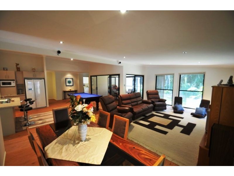 10 Satinwood Drive, Rainbow Beach QLD 4581